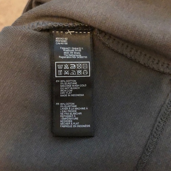 Dress - Picture 5 of 5